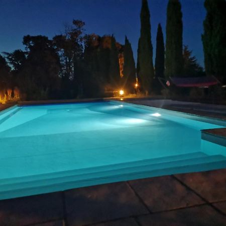 Le Durivum Hotel Montaigu-Vendee Eksteriør billede