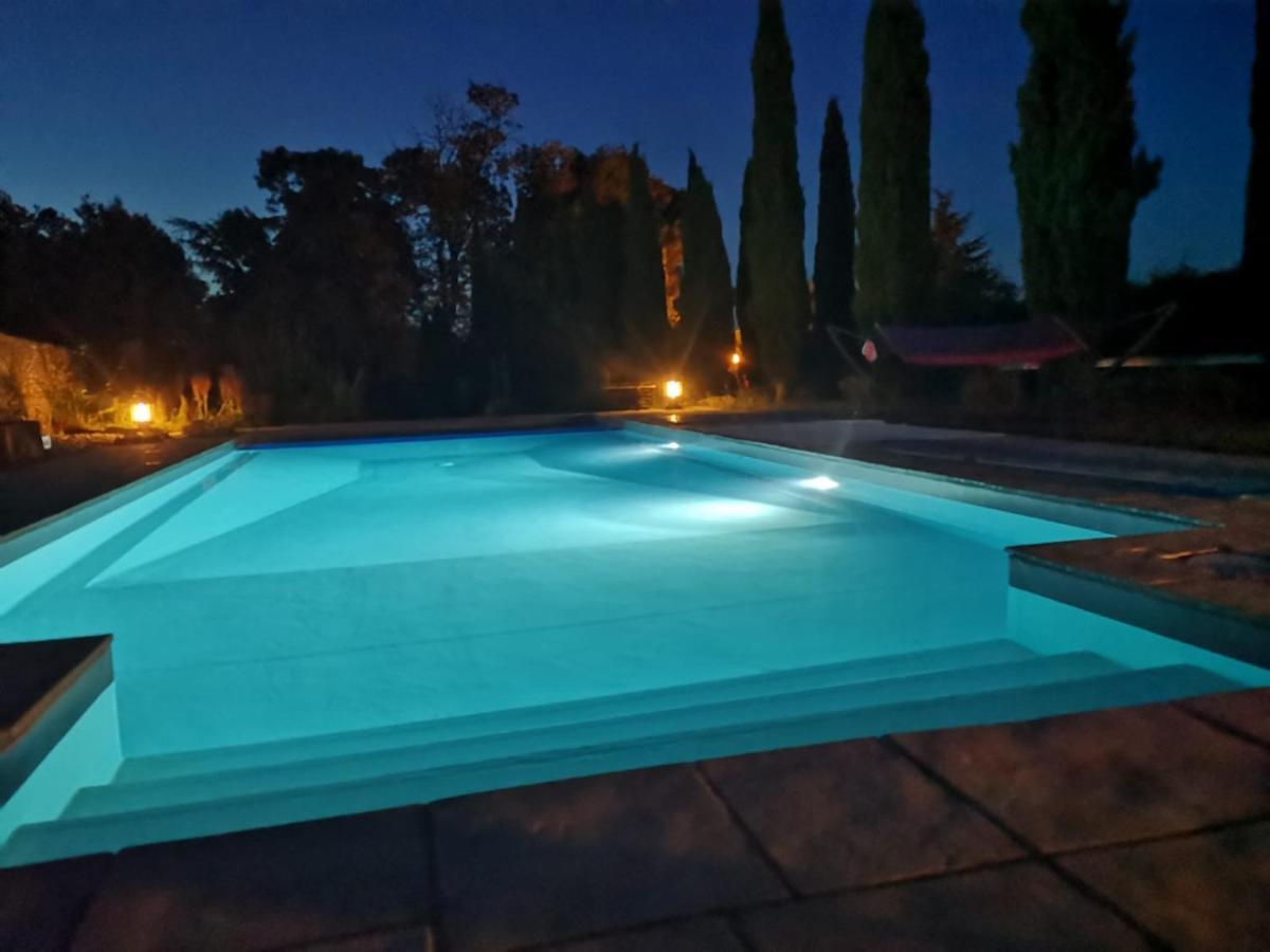 Le Durivum Hotel Montaigu-Vendee Eksteriør billede